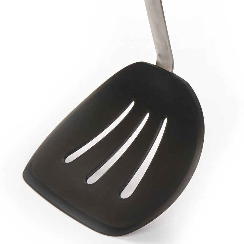 espatula-flexible-para-pancake-oxo-1071533