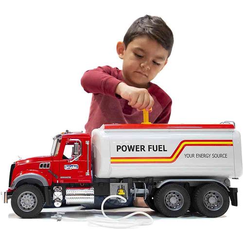 Volqueta Mack Power Fuel