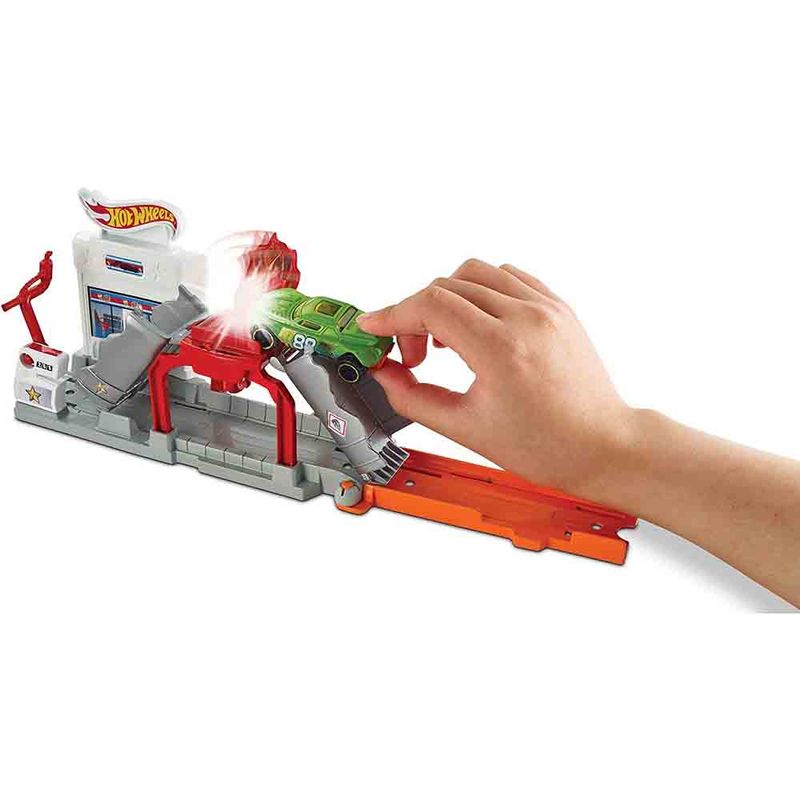 MATTEL_FJN36_887961539127_03