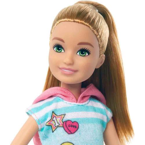 Muñeca Barbie Stacie y Perro Mattel HRM05